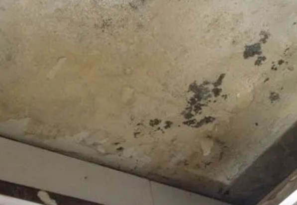 拱墅阳台漏水维修公司分享下拱墅卫生间渗水维修需要注意哪些问题。