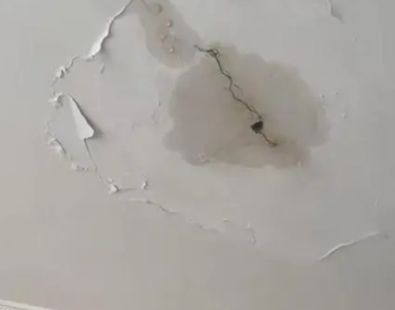 拱墅阳台漏水维修公司分享下屋面防水工程质量问题原因分析